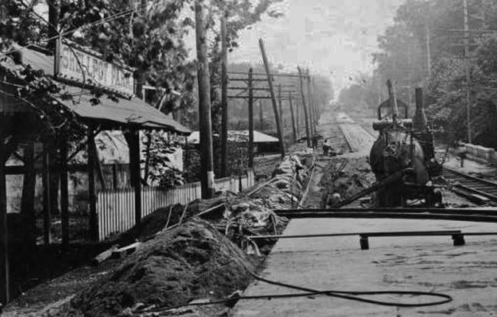 Construction of the Philadelphia Pike with Shallpot Park enetrance on left in WILM DE 1918