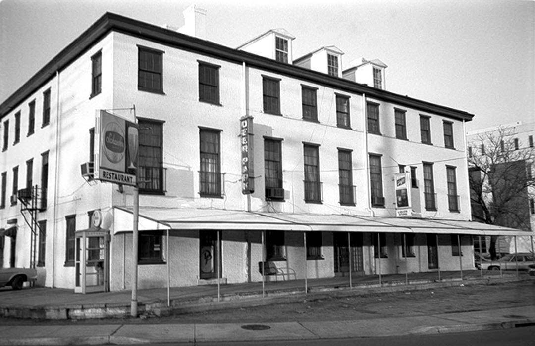 DEER PARK TAVERN FRONT on Main Street in Newark DE IN 1972
