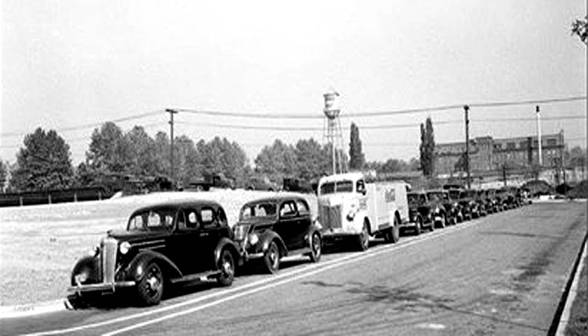 DMV on Bancroft Parkway in Wilmington DE during WWII