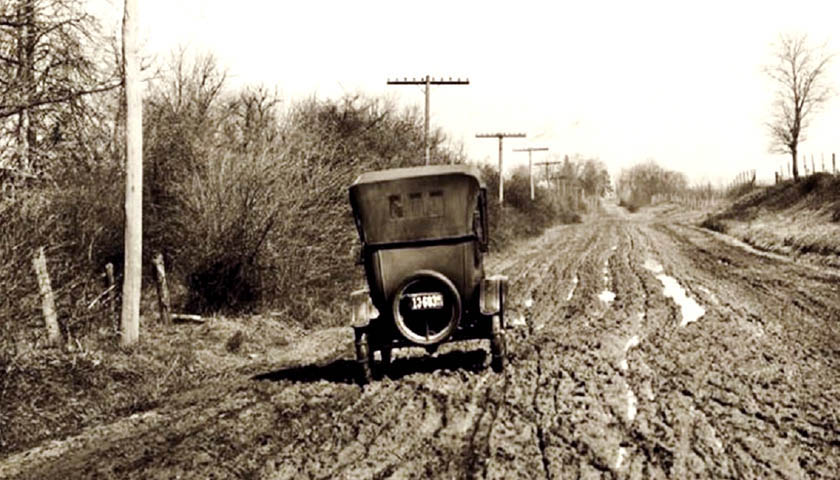 DuPont Highway-Route 13 near Tybouts Corner Delaware in 1923