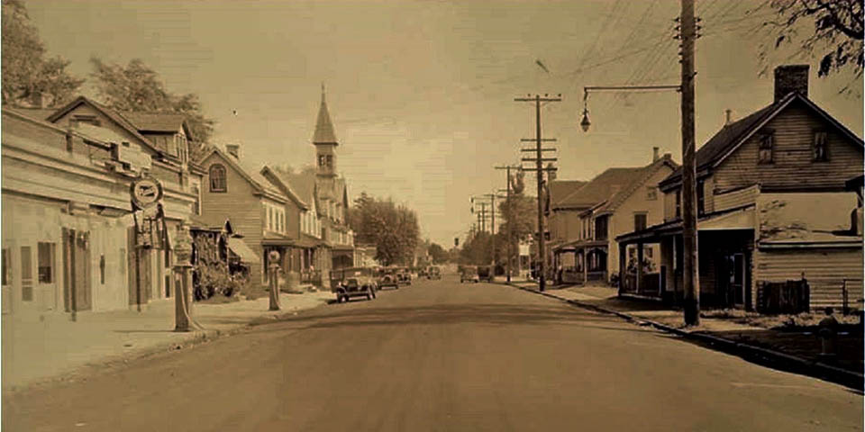 Main Street in Newark Delaware Looking east from Choate Street in 1940