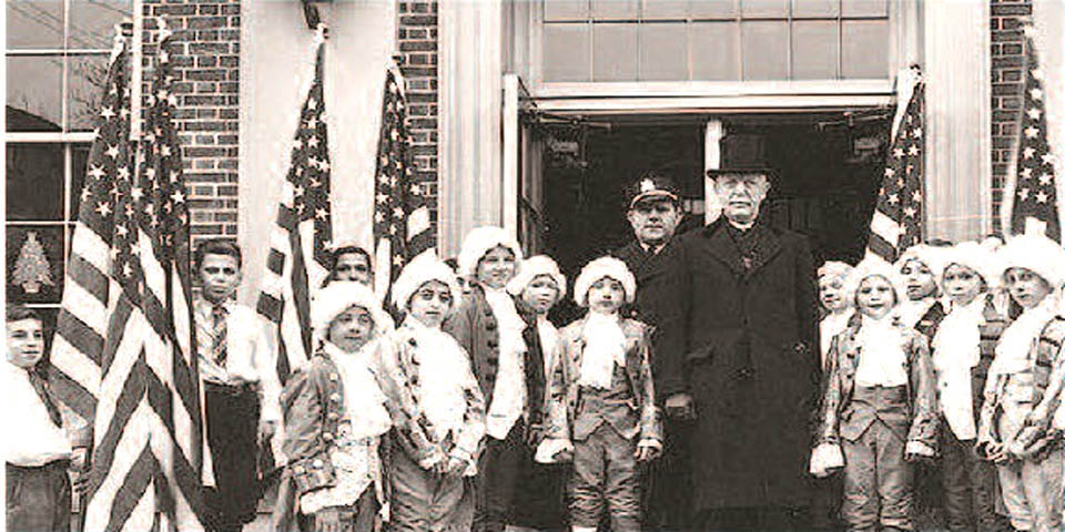 MARY CI WILLIAMS SCHOOL WITH THE GOVERNOR IN WILMINGTON DELAWARE 1937