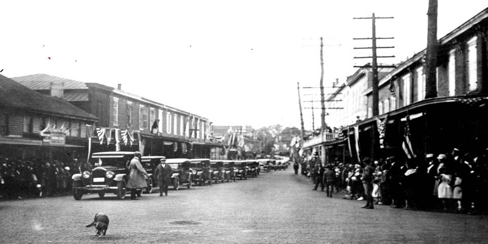 President Harding motorcade in Milford Delaware on 6-9-1923