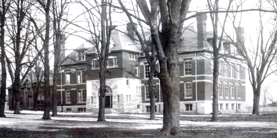 Recitation Hall on the Delaware College-UD-campus in Newark Delaware 1890s