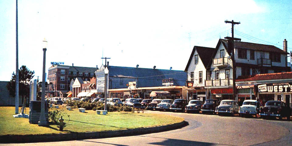 Rehoboth Beach Delaware Rehoboth Avenue postcard 1950s