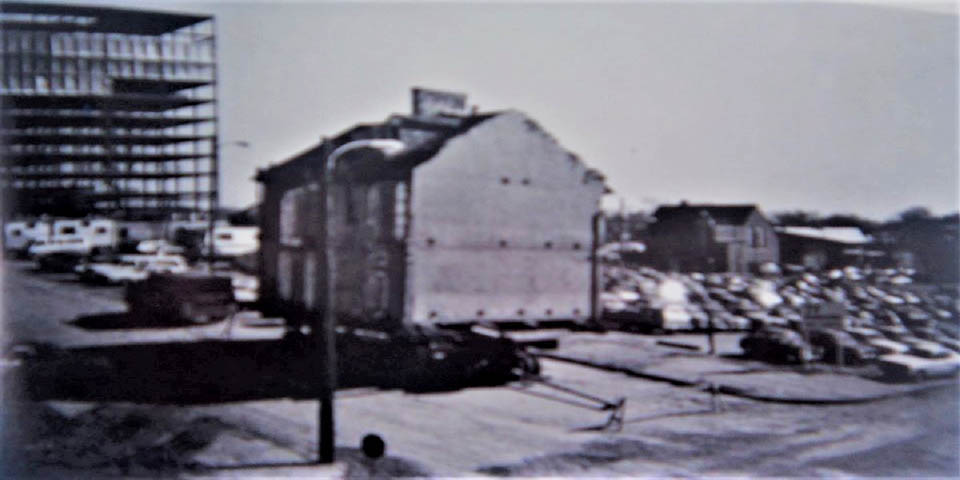 Removal of the Dingee and Ferris House to Willingtown Square in Wilmington Delaware 3-3-1976 - 1