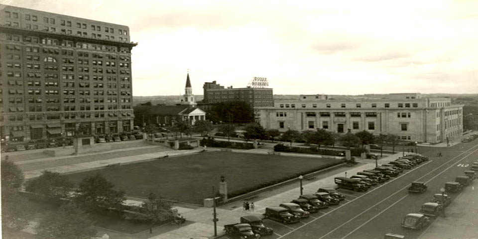 Rodney Square in Wilmington Delaware CIRCA 1916