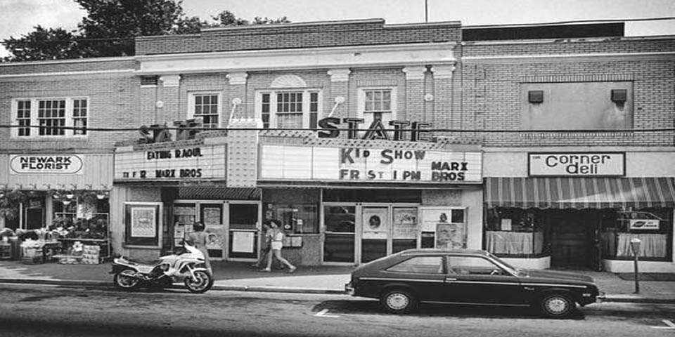STATE THEATER ON MAIN STREET IN NEWARK DELAWARE - EATING RAUL MOVIE EARLY 1980s