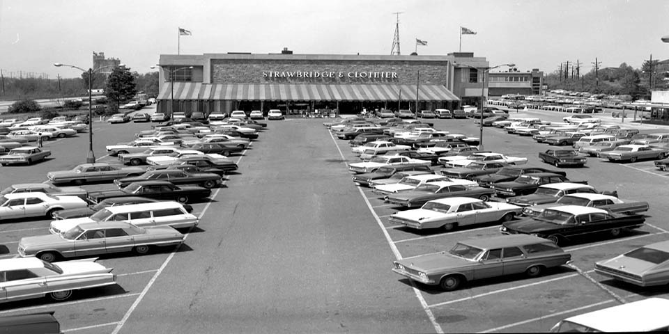 Strawbridges at Merchendise Mart in Wilmington Delaware 1967