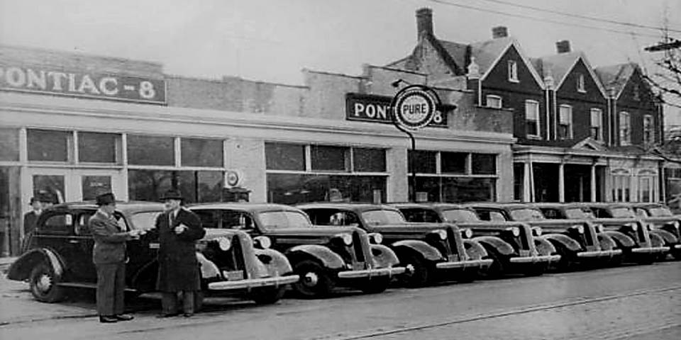 Union Park Motors Pontiac Dealership at 206 North Union Street in Wilmington Delaware 1930s or early 1940s