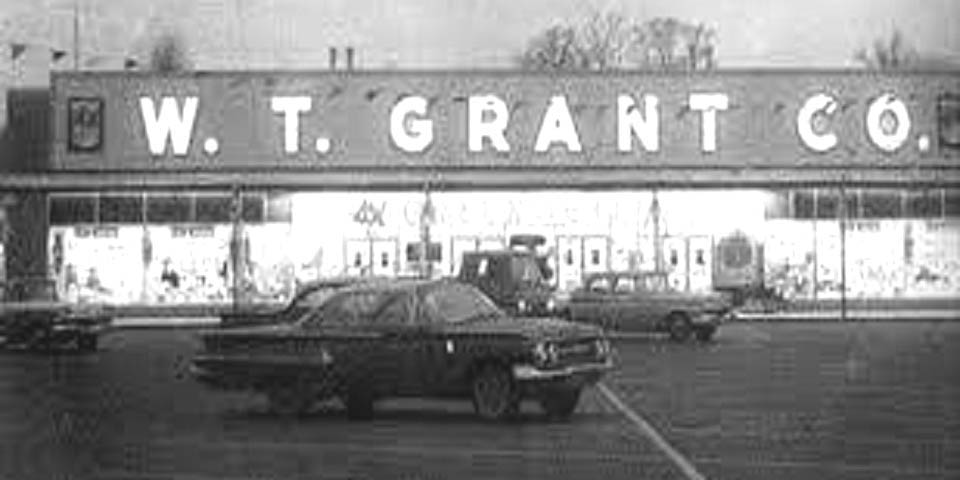 W T Grant store in Midway Plaza on Kirkwood Highway in Wilmingtron Delaware 1950s