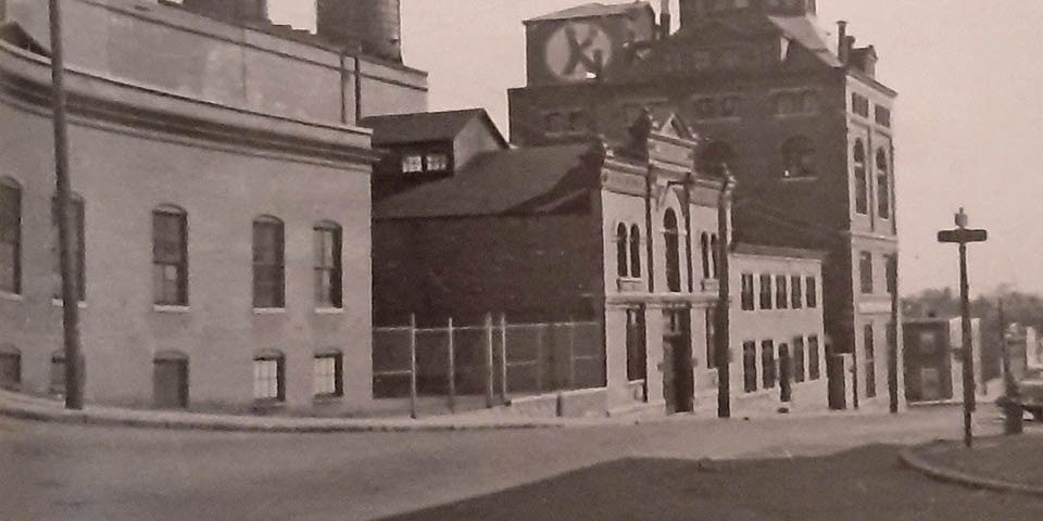 WILMINGTON BAVARIAN BREWERY IN WILMINGTON DELAWARE CIRCA 1951