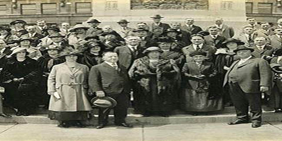 Wilmington chapter of the Delaware Chamber of Commerce in Rodney Square in Wilmington Delaware circa 1920s
