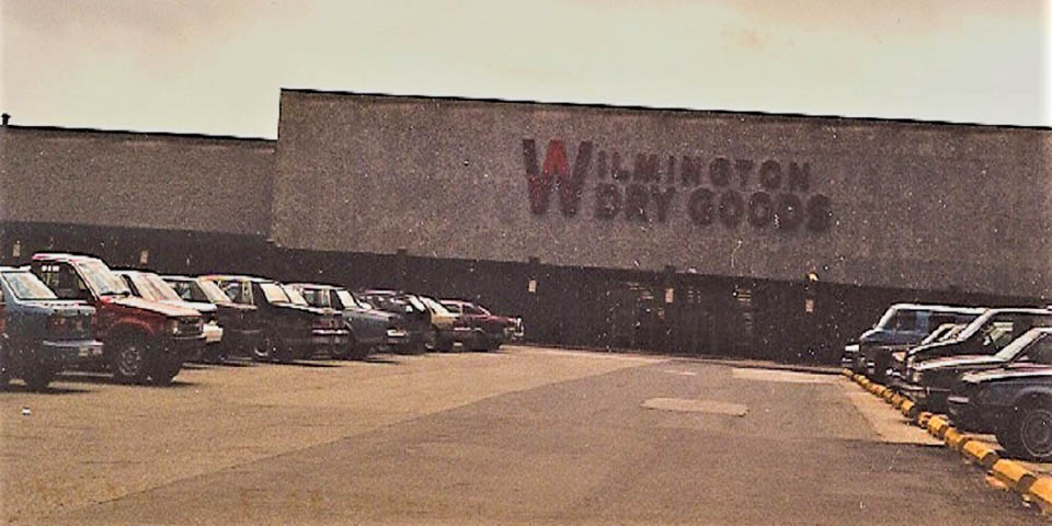 WILMINGTON DRY GOODS ON KIRKWOOD HWY IN WILMINGTON DELAWARE CIRCA 1970s