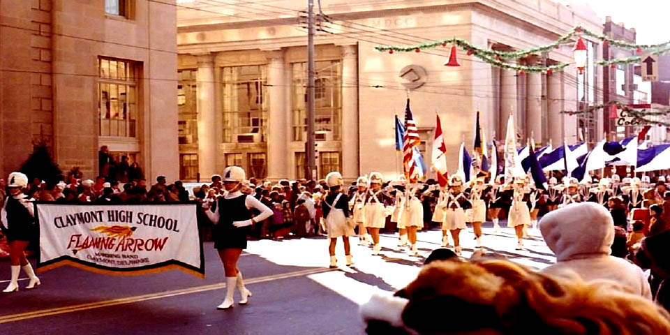 Wilmington Delaware Thanksgiving-Christmas Parade mid 1970s